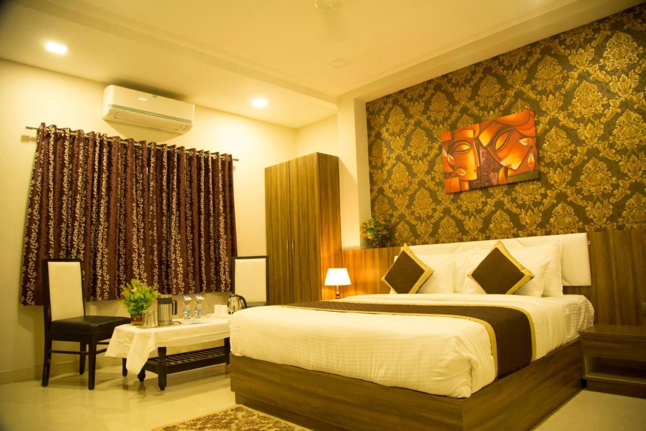 Hotel The Mewar Dabok Екстер'єр фото