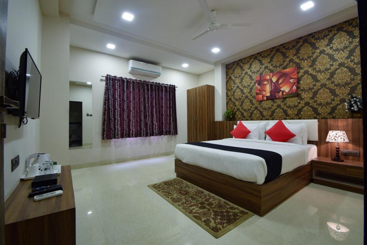 Hotel The Mewar Dabok Екстер'єр фото