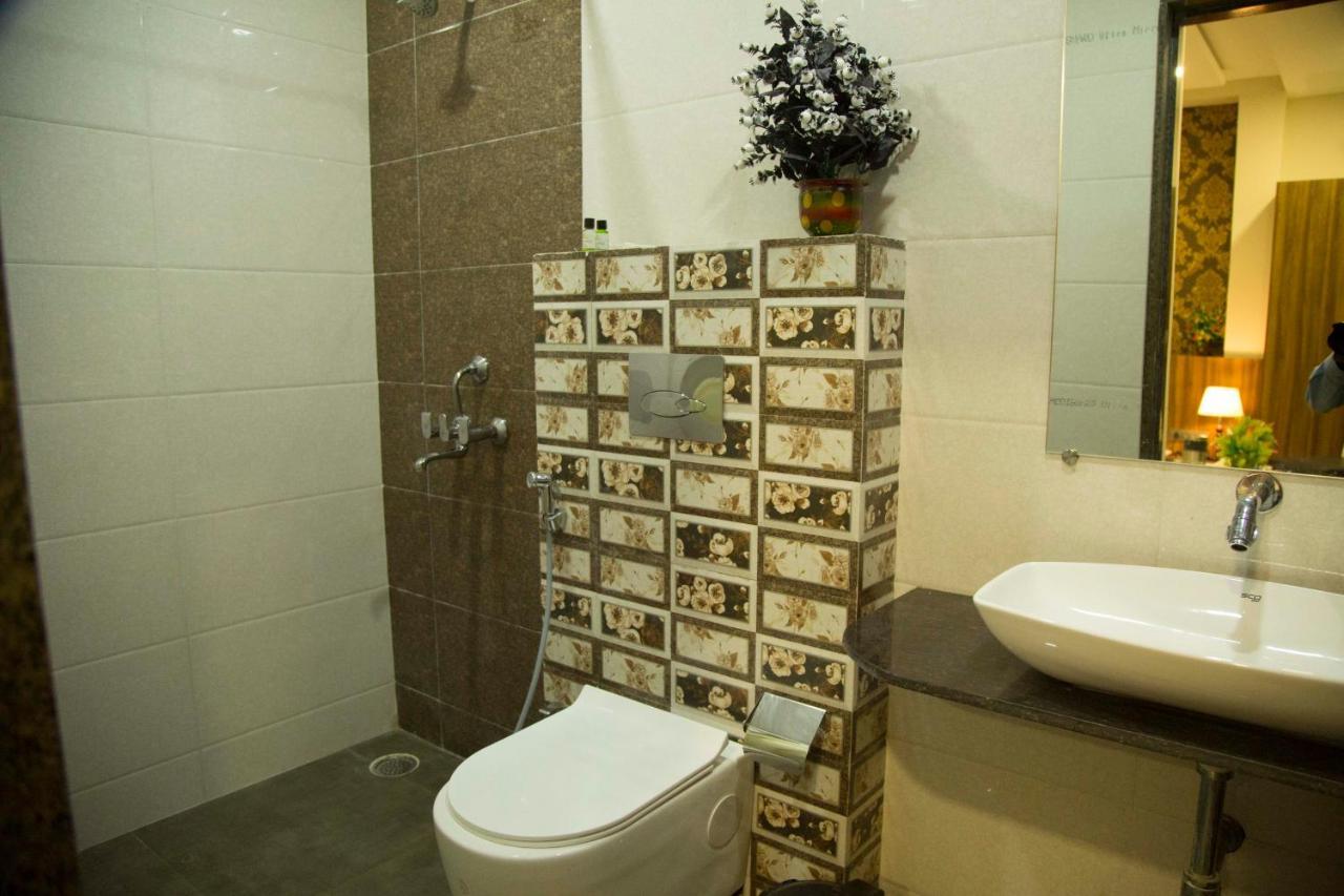 Hotel The Mewar Dabok Екстер'єр фото