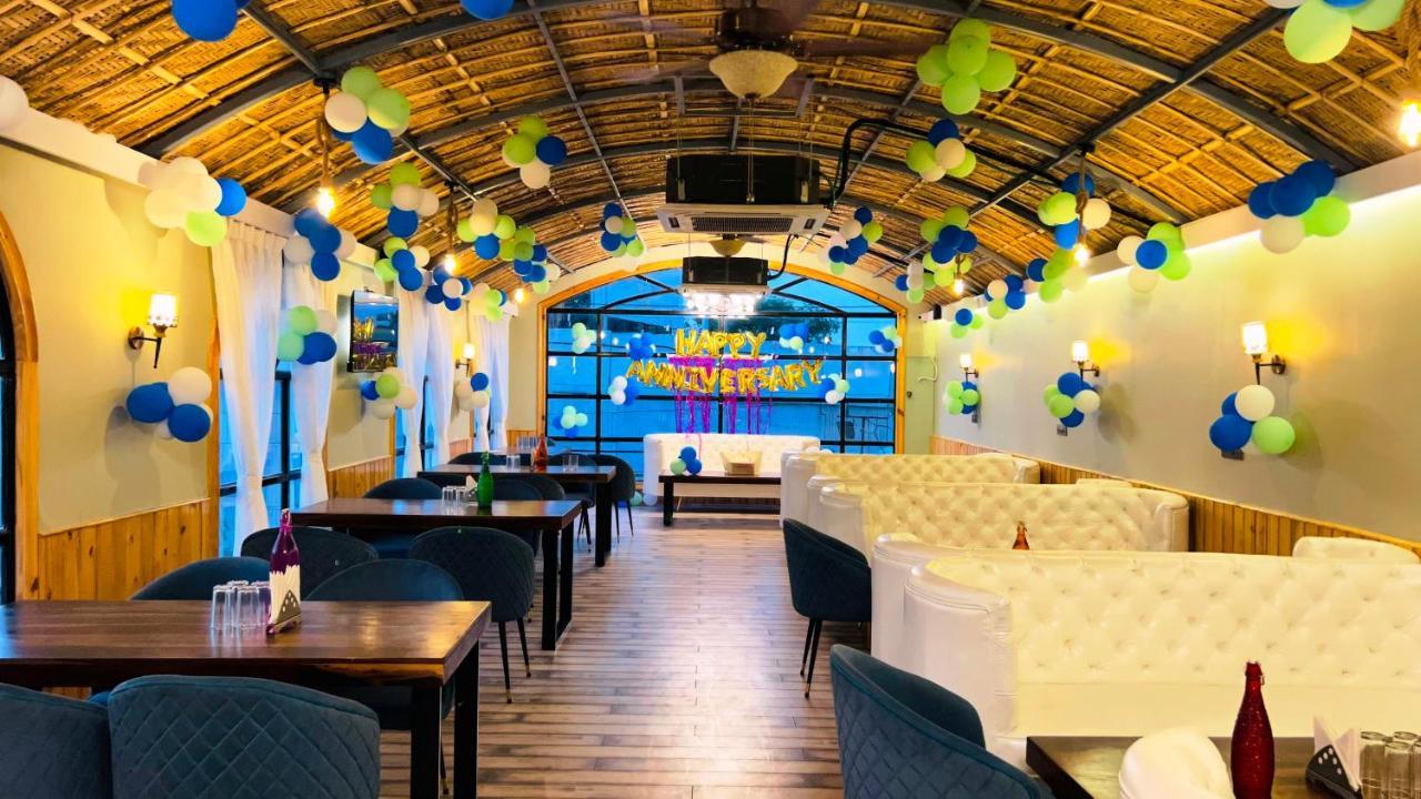 Hotel The Mewar Dabok Екстер'єр фото